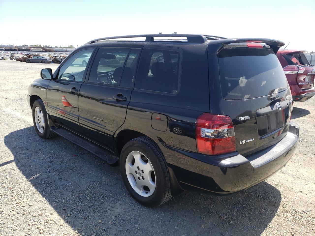 Photo 3 from auction – 2004 TOYOTA HIGHLANDER with VIN JTEEP21A440012576