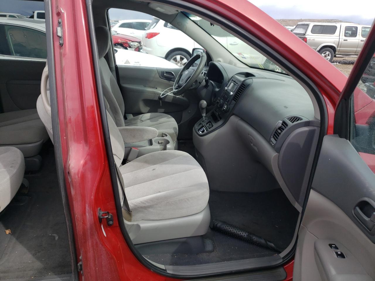 Photo 5 from auction – 2009 KIA SEDONA EX with VIN KNDMB233996313992