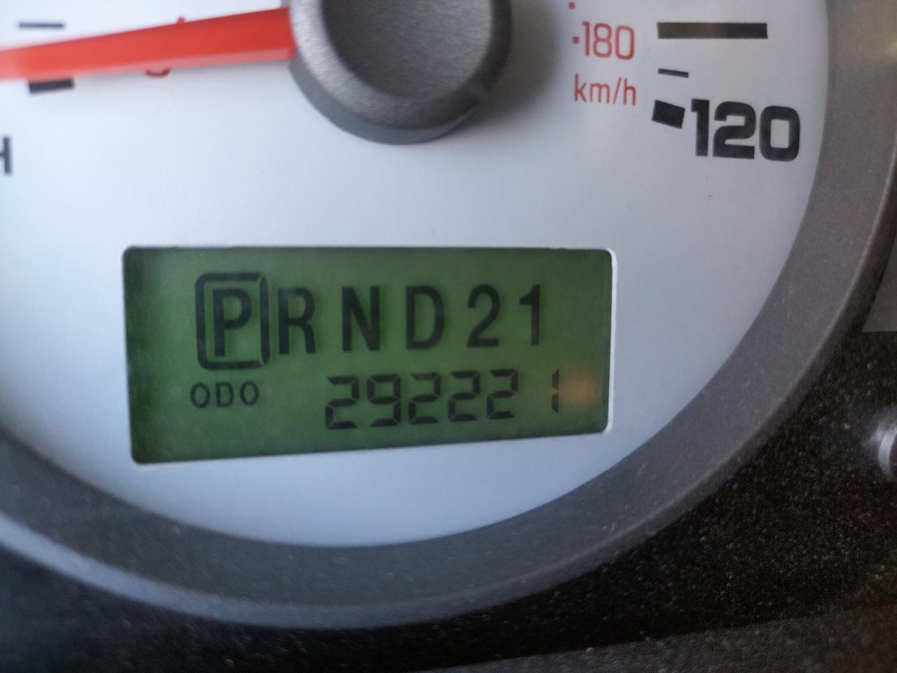 Photo 8 from auction – 2006 FORD ESCAPE XLT with VIN 1FMCU03176KD11438
