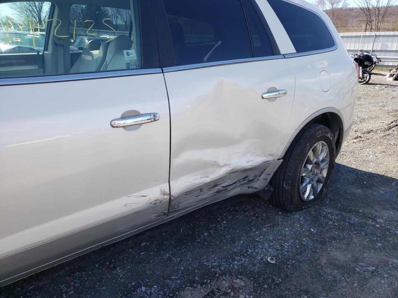 Photo 9 from auction – 2011 BUICK ENCLAVE CX with VIN 5GAKVCED8BJ230598