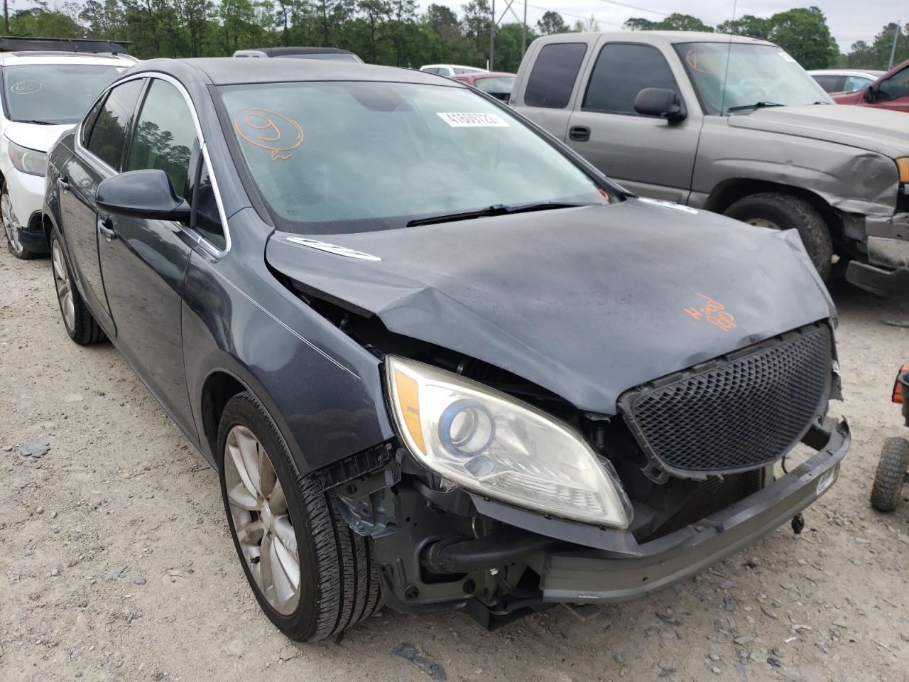 BUICK VERANO 2013 with VIN 1G4PP5SK8D4212404 - Photo from auction