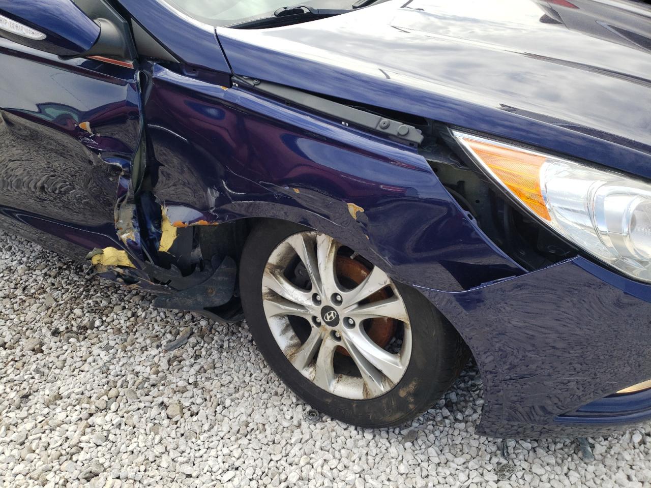 Photo 9 from auction – 2013 HYUNDAI SONATA SE with VIN 5NPEC4ACXDH771474
