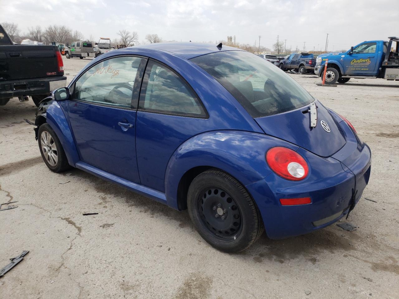 Photo 3 from auction – 2008 VOLKSWAGEN NEW BEETLE with VIN 3VWPG31C48M504738
