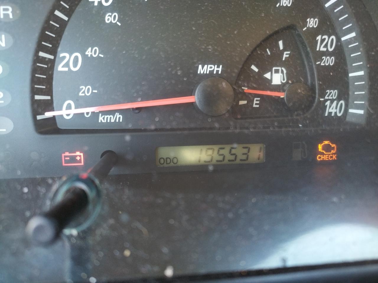 Photo 8 from auction – 2002 TOYOTA CAMRY LE with VIN 4T1BE32K42U558726