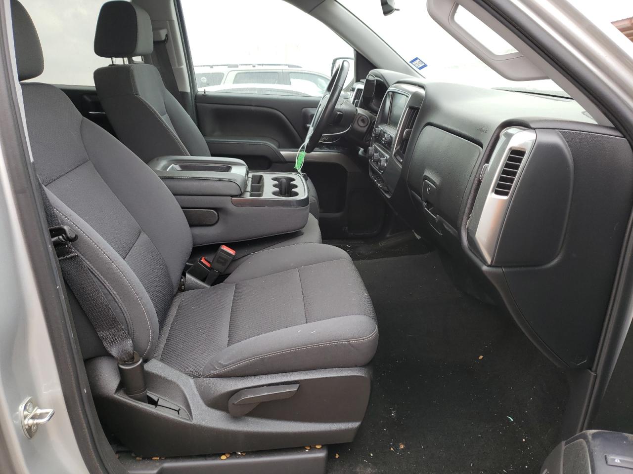 Photo 5 from auction – 2018 CHEVROLET SILVERADO with VIN 3GCPCREC9JG439322