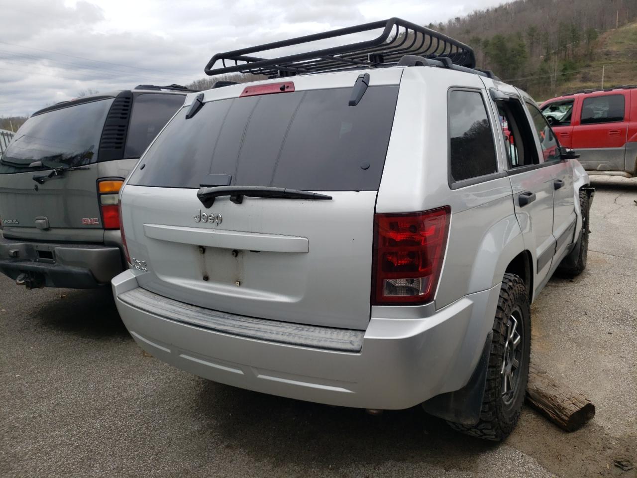 Photo 4 from auction – 2006 JEEP GRAND CHER with VIN 1J4GR48KX6C133531