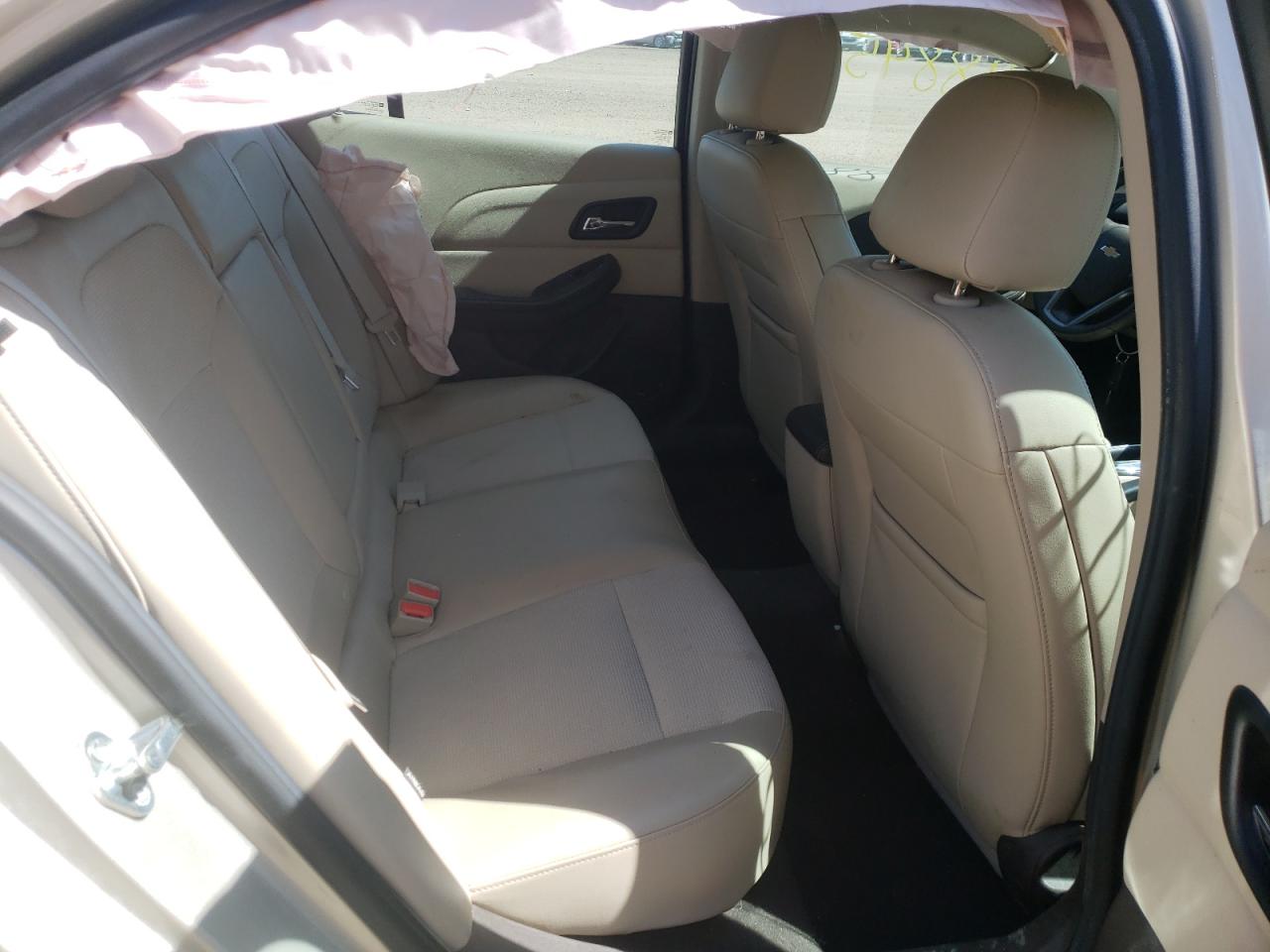 Photo 6 from auction – 2015 CHEVROLET MALIBU 1LT with VIN 1G11C5SL2FF101636