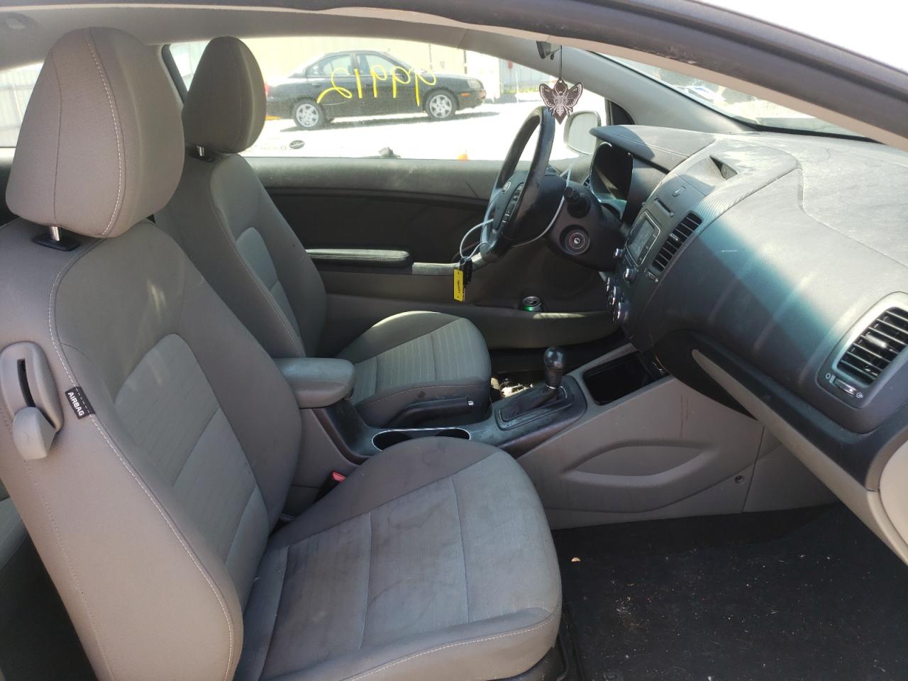 Photo 5 from auction – 2014 KIA FORTE EX with VIN KNAFX6A80E5249144