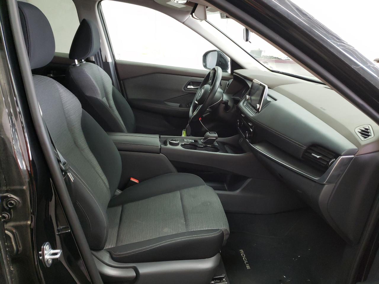 Photo 5 from auction – 2021 NISSAN ROGUE SV with VIN 5N1AT3BB6MC706997