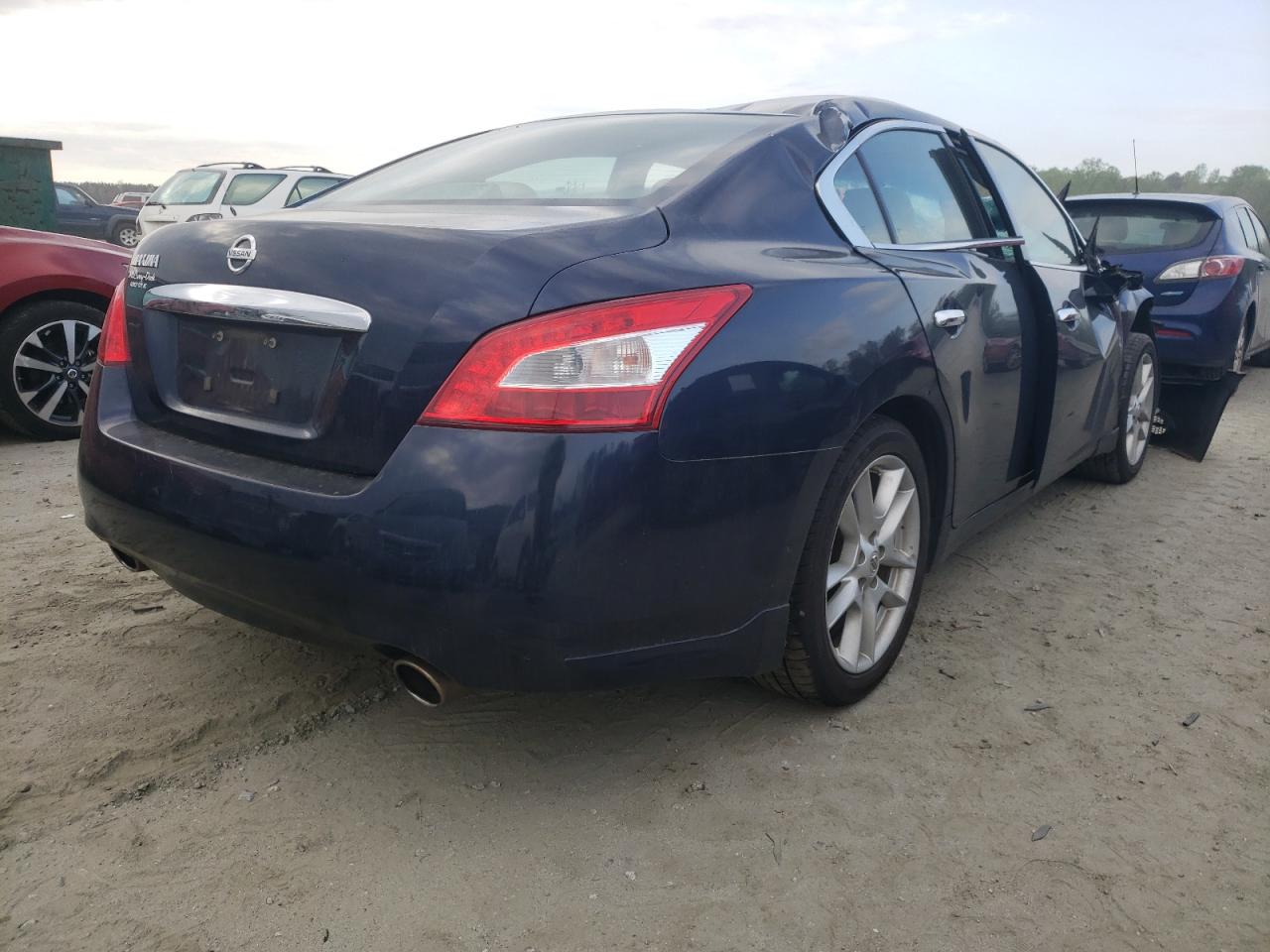 Photo 4 from auction – 2011 NISSAN MAXIMA S with VIN 1N4AA5AP2BC801093