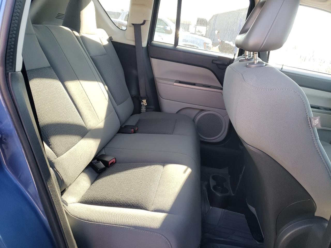 Photo 6 from auction – 2007 JEEP COMPASS with VIN 1J8FF47W67D193843