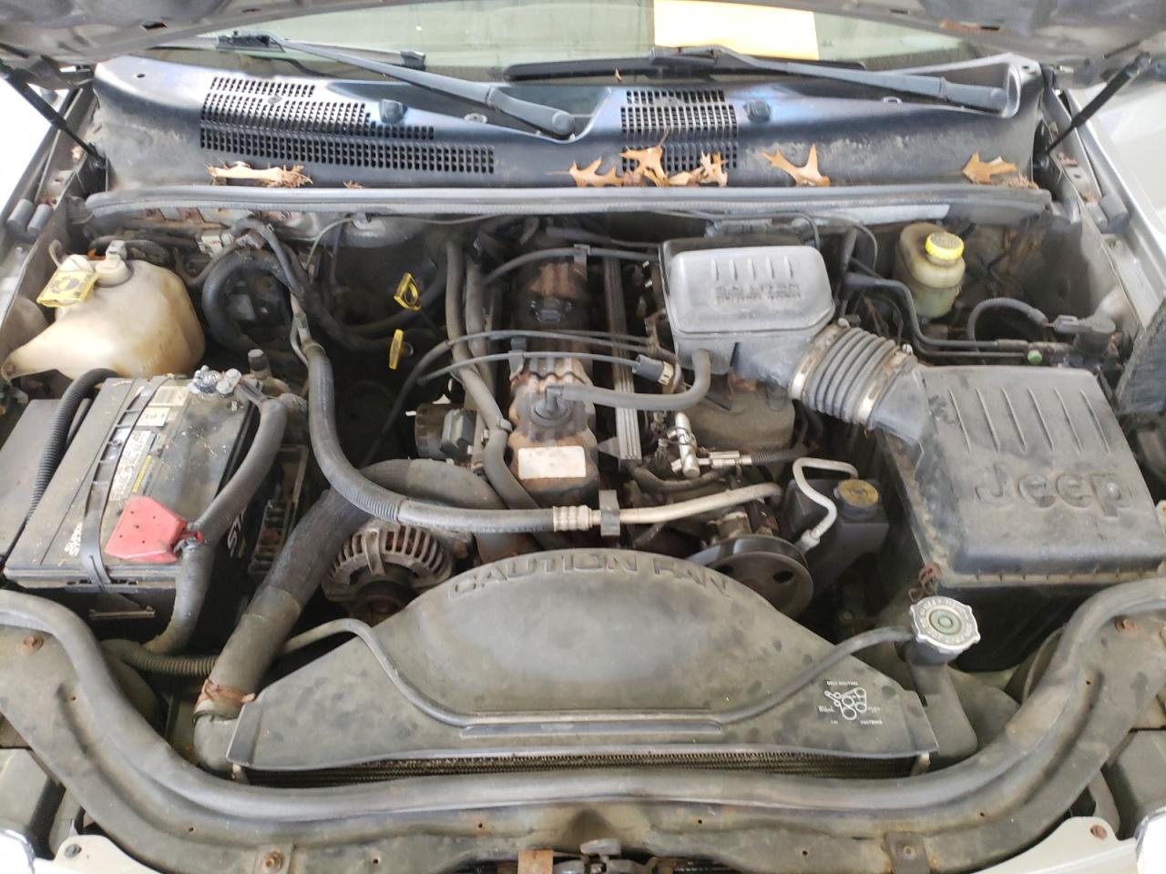 Photo 7 from auction – 2002 JEEP GRAND CHER with VIN 1J4GW58S82C146769