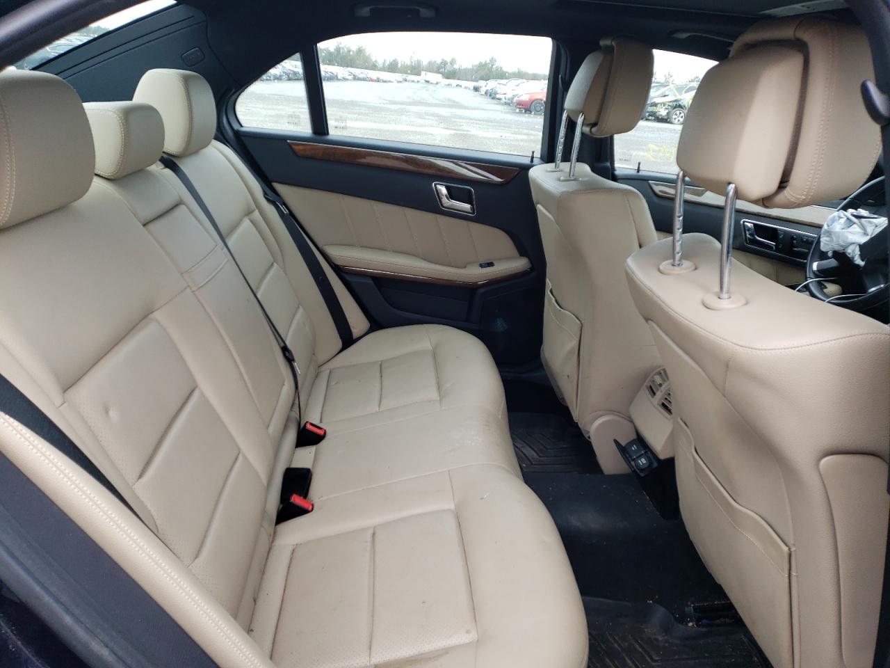 Photo 6 from auction – 2011 MERCEDES-BENZ E 350 4MAT with VIN WDDHF8HB6BA449515