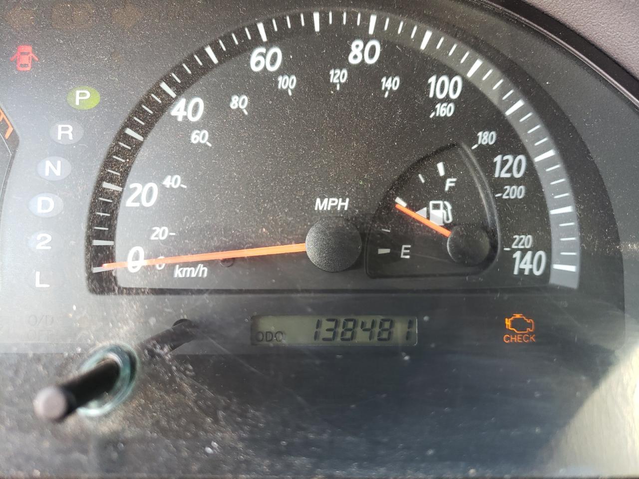 Photo 8 from auction – 2003 TOYOTA CAMRY LE with VIN 4T1BE32K13U738022
