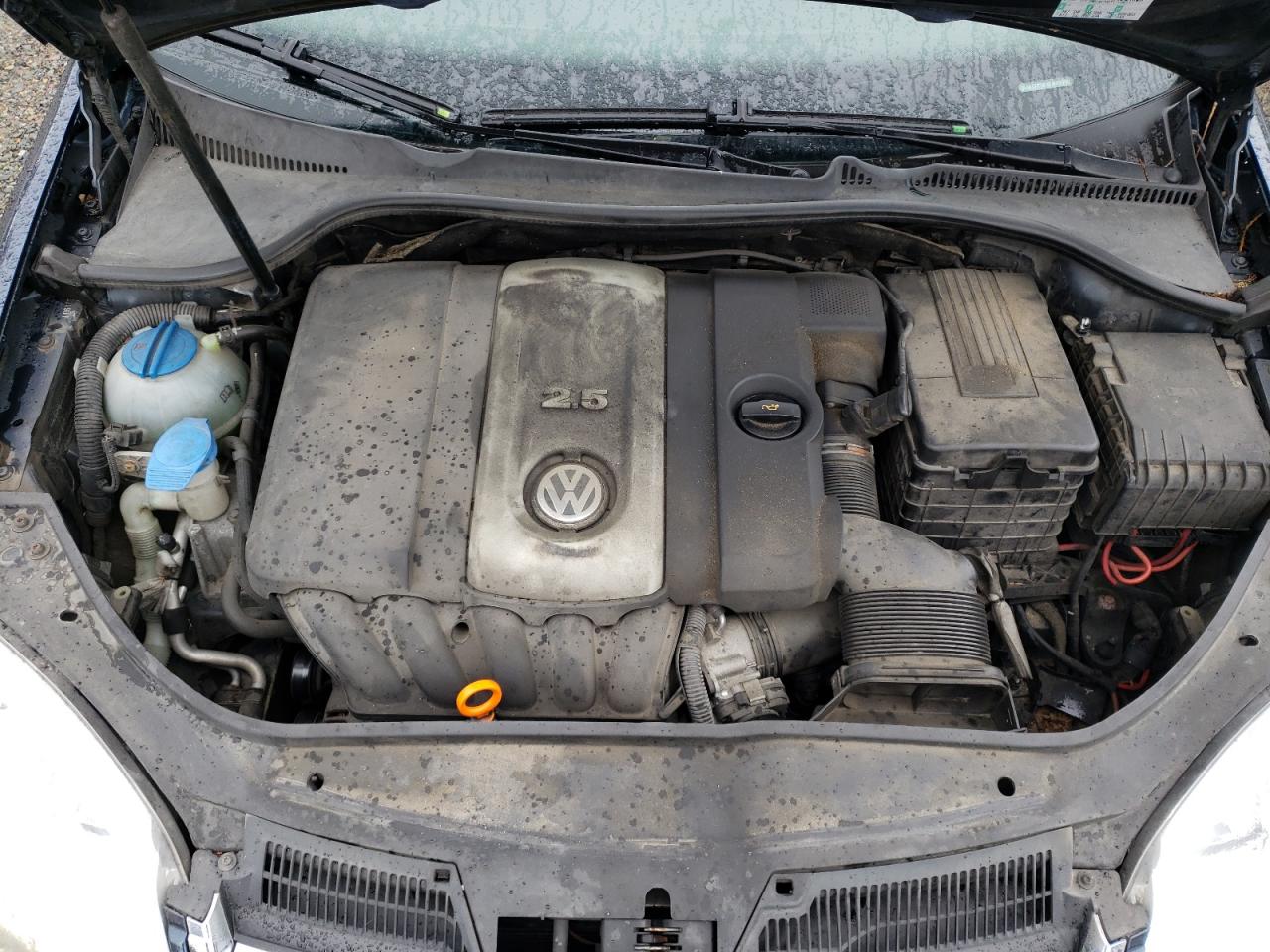 Photo 7 from auction – 2005 VOLKSWAGEN NEW JETTA with VIN 3VWSF71KX5M633901