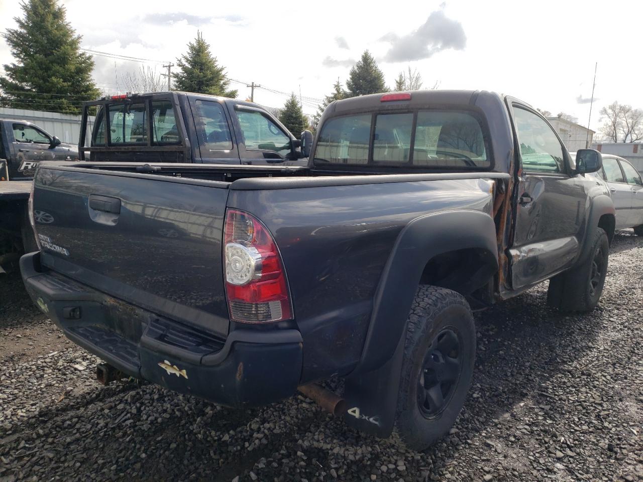 Photo 4 from auction – 2011 TOYOTA TACOMA with VIN 5TFPX4EN9BX007013