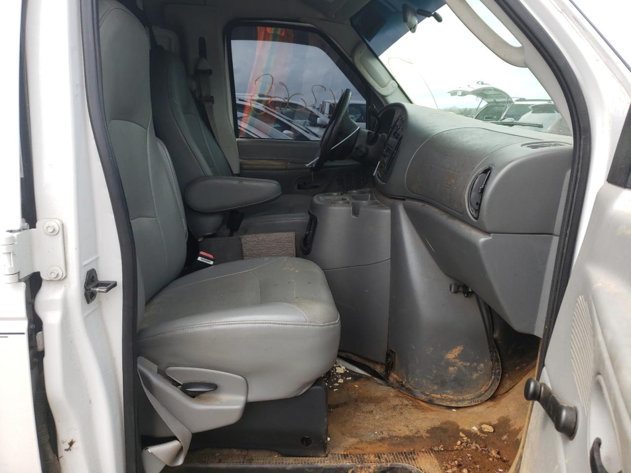 Photo 5 from auction – 2005 FORD ECONOLINE with VIN 1FTRE14W55HA68199