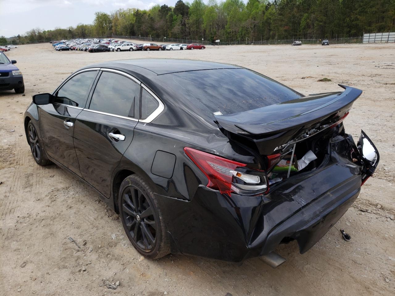 Photo 3 from auction – 2017 NISSAN ALTIMA 2.5 with VIN 1N4AL3AP2HC250428