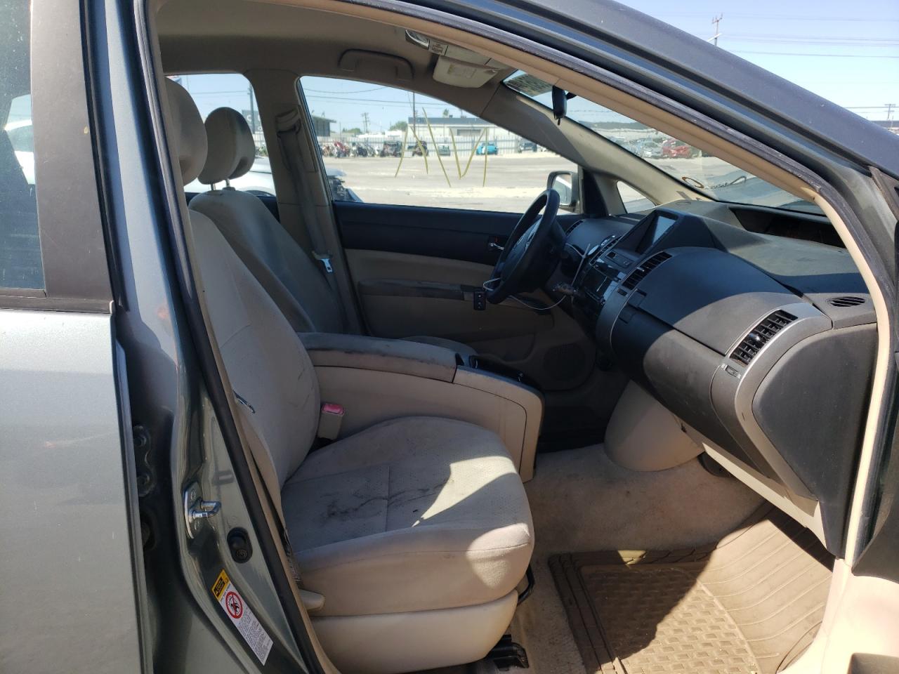 Photo 5 from auction – 2004 TOYOTA PRIUS with VIN JTDKB20U940034543