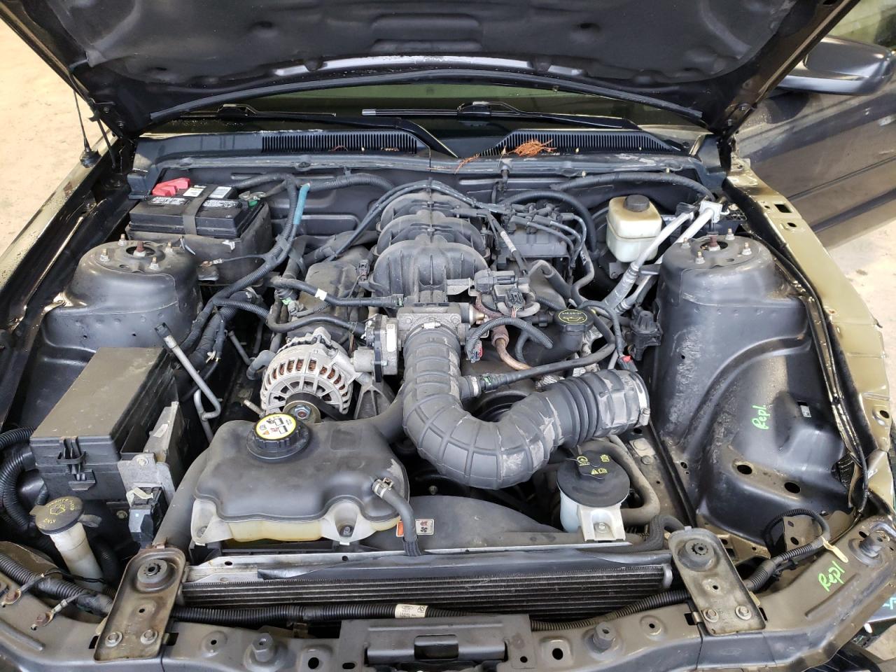 Photo 7 from auction – 2008 FORD MUSTANG with VIN 1ZVHT80N085155485