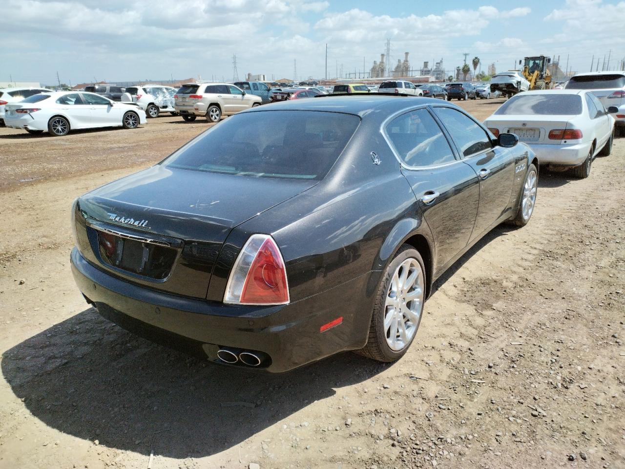 Photo 4 from auction – 2007 MASERATI QUATTROPOR with VIN ZAMFE39A070032459