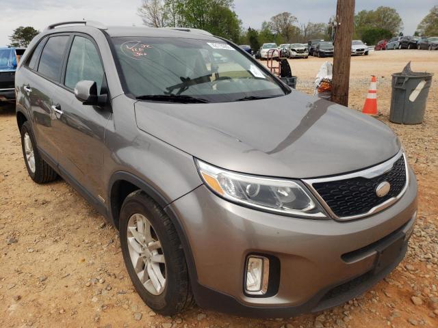 KIA SORENTO LX 2015 with VIN 5XYKTDA76FG604965 - Photo from auction