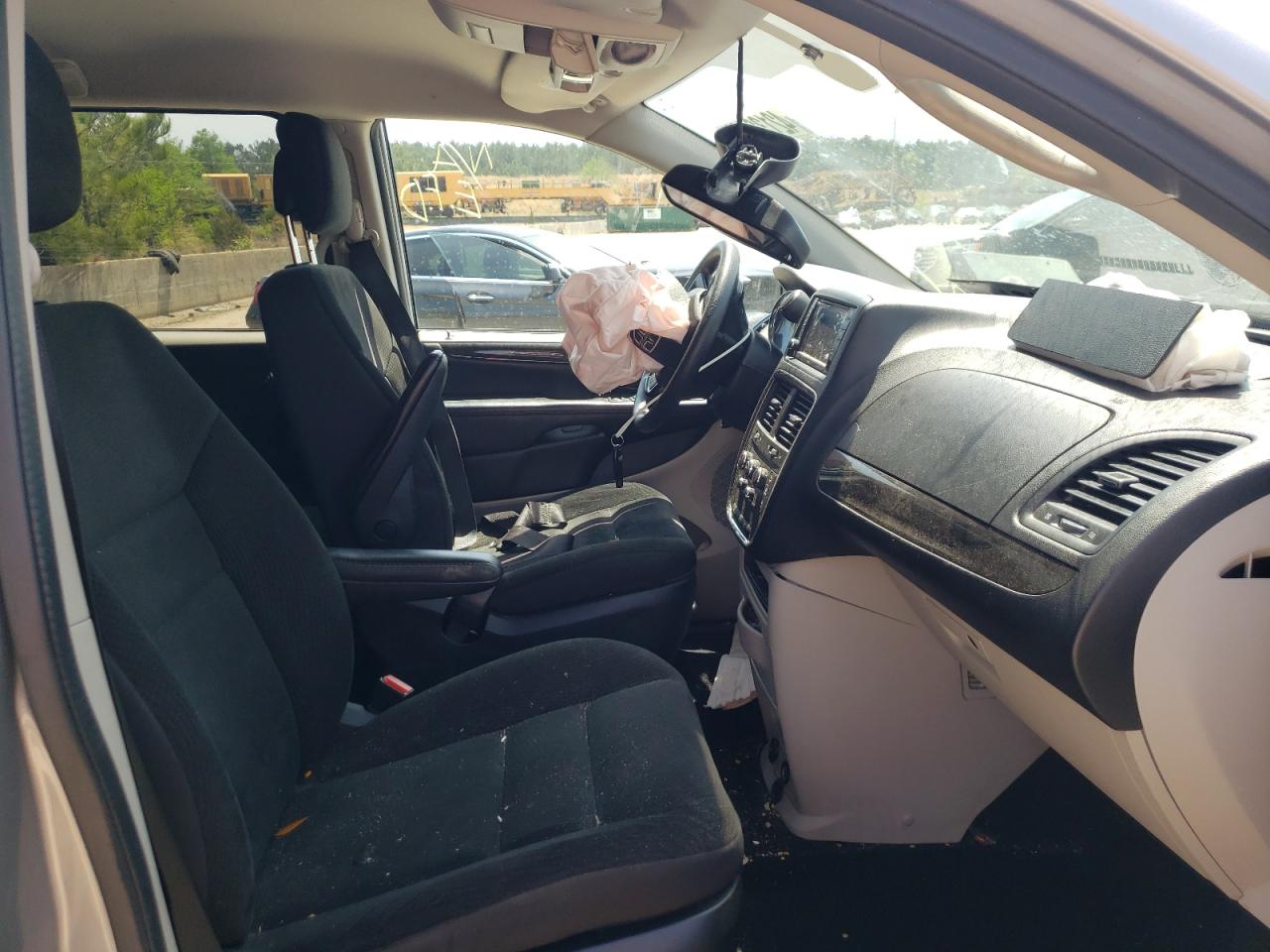 Photo 5 from auction – 2019 DODGE GRAND CARA with VIN 2C4RDGBG8KR719729