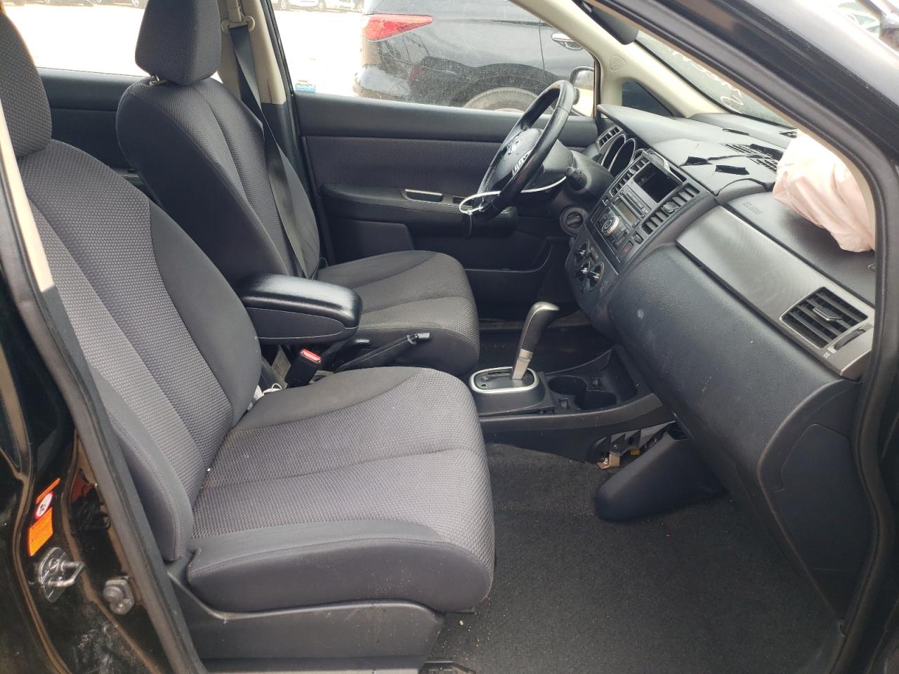 Photo 5 from auction – 2008 NISSAN VERSA S with VIN 3N1BC13E28L445872