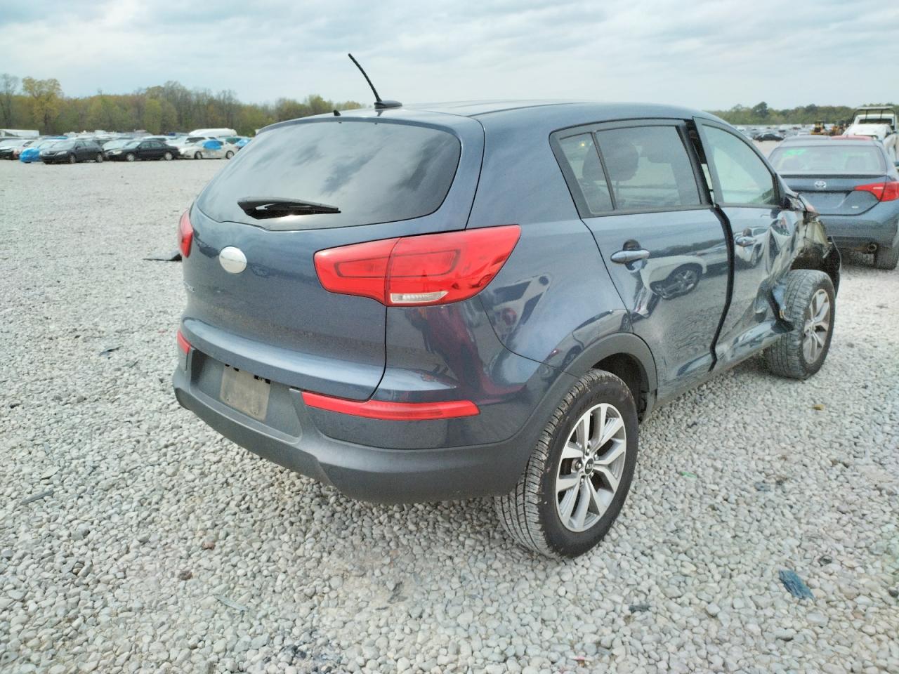 Photo 4 from auction – 2014 KIA SPORTAGE L with VIN KNDPBCAC0E7549151