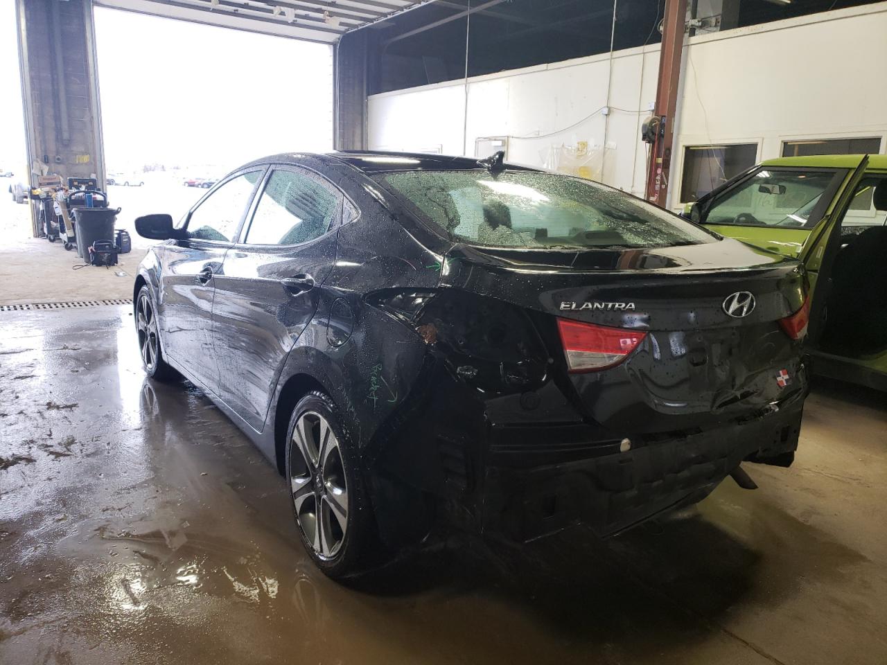 Photo 3 from auction – 2011 HYUNDAI ELANTRA with VIN 5NPDH4AE2BH056622