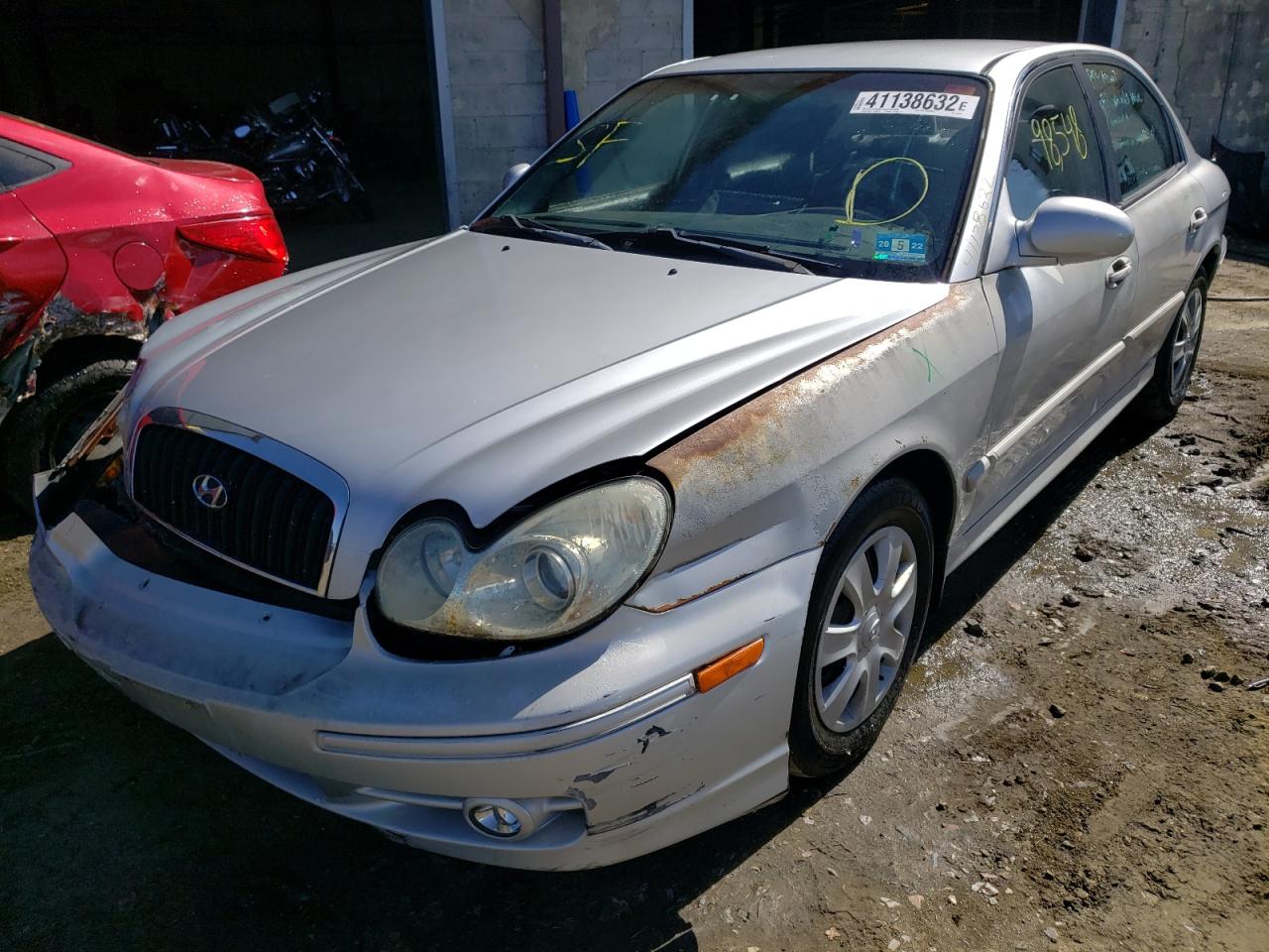 Photo 2 from auction – 2004 HYUNDAI SONATA GL with VIN KMHWF25S44A008970