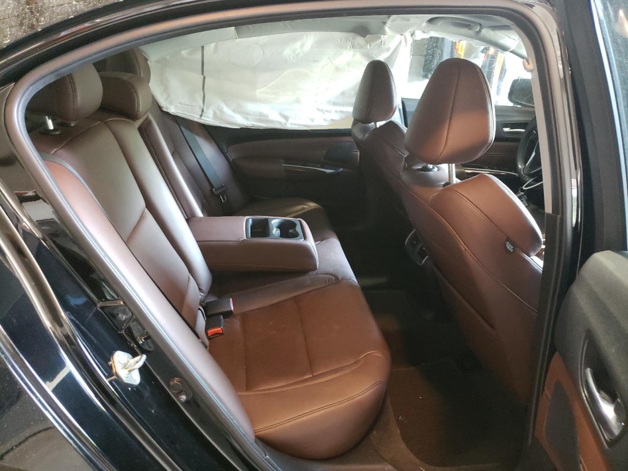 Photo 6 from auction – 2015 ACURA TLX TECH with VIN 19UUB1F50FA000380