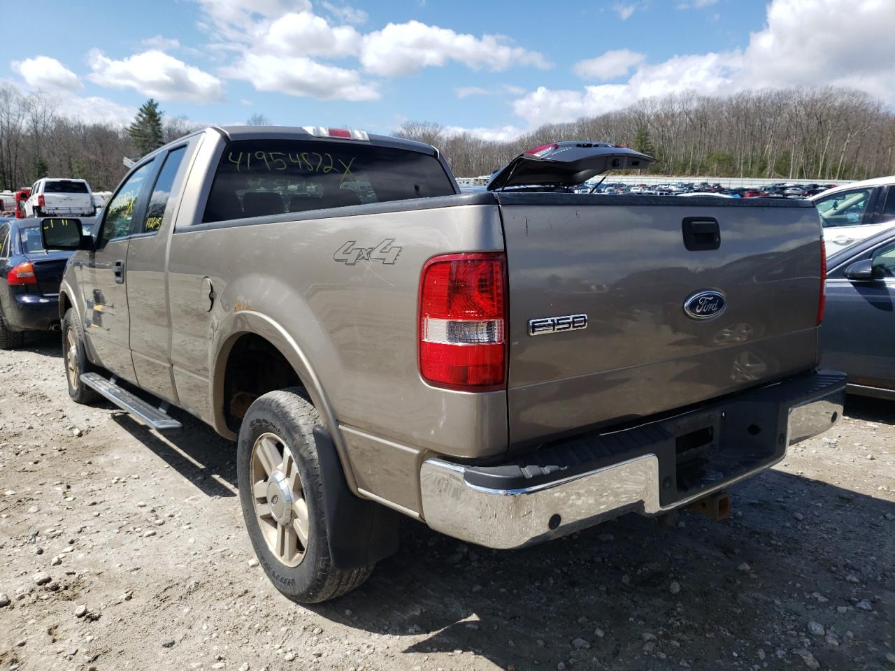 Photo 3 from auction – 2005 FORD F150 with VIN 1FTPX145X5FB30927