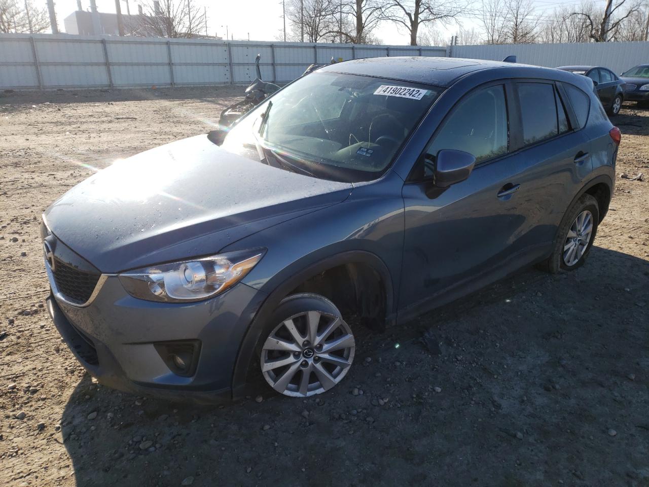 Photo 2 from auction – 2015 MAZDA CX-5 TOURI with VIN JM3KE4CY3F0459803
