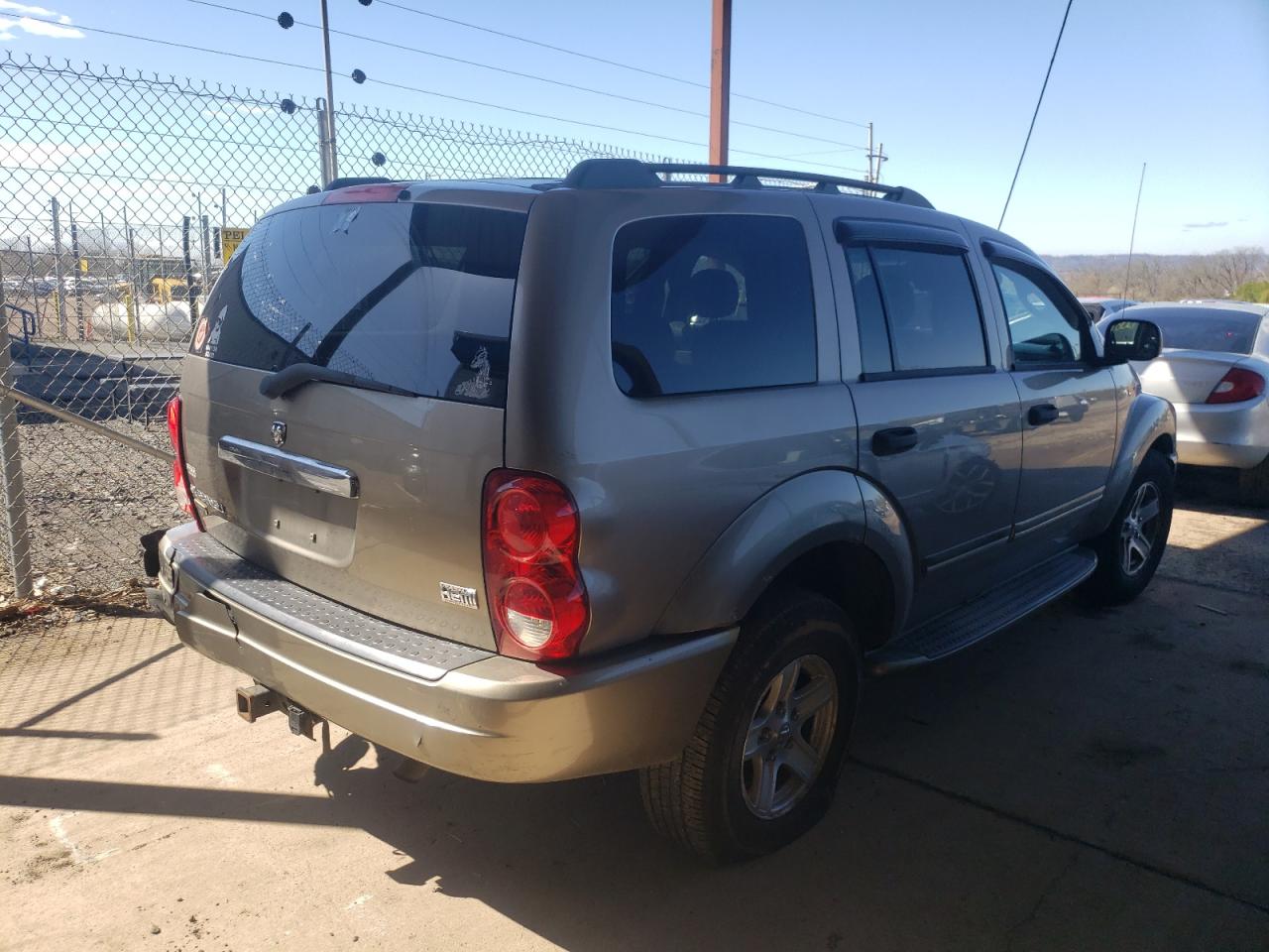 Photo 4 from auction – 2005 DODGE DURANGO LI with VIN 1D4HB58DX5F552498