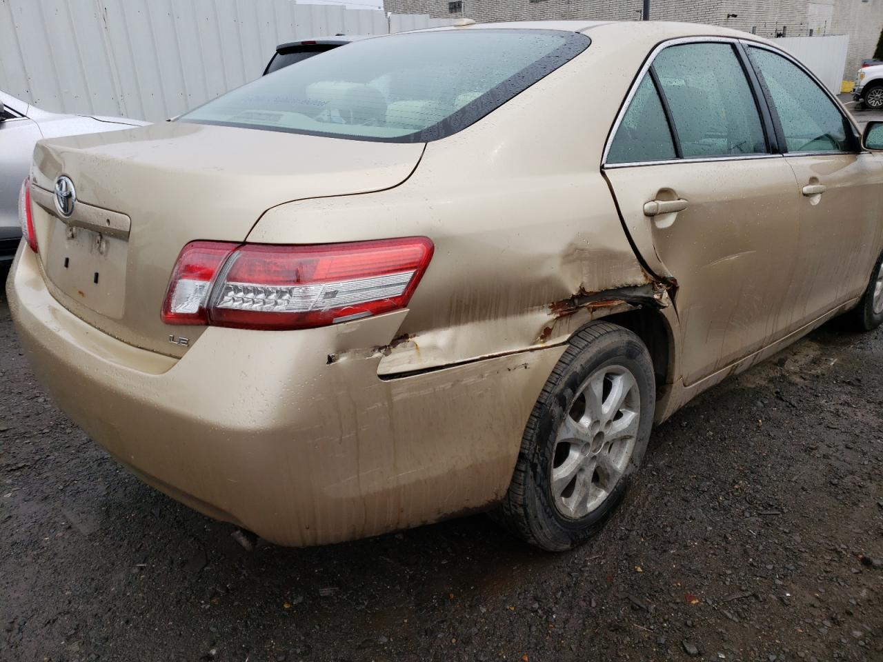 Photo 9 from auction – 2011 TOYOTA CAMRY BASE with VIN 4T1BF3EK8BU173372