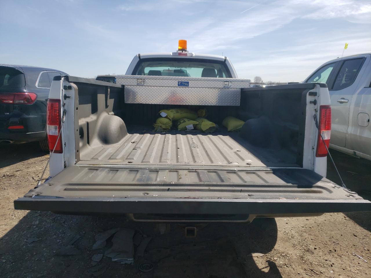 Photo 6 from auction – 2007 FORD F150 with VIN 1FTRF12W67KD54052