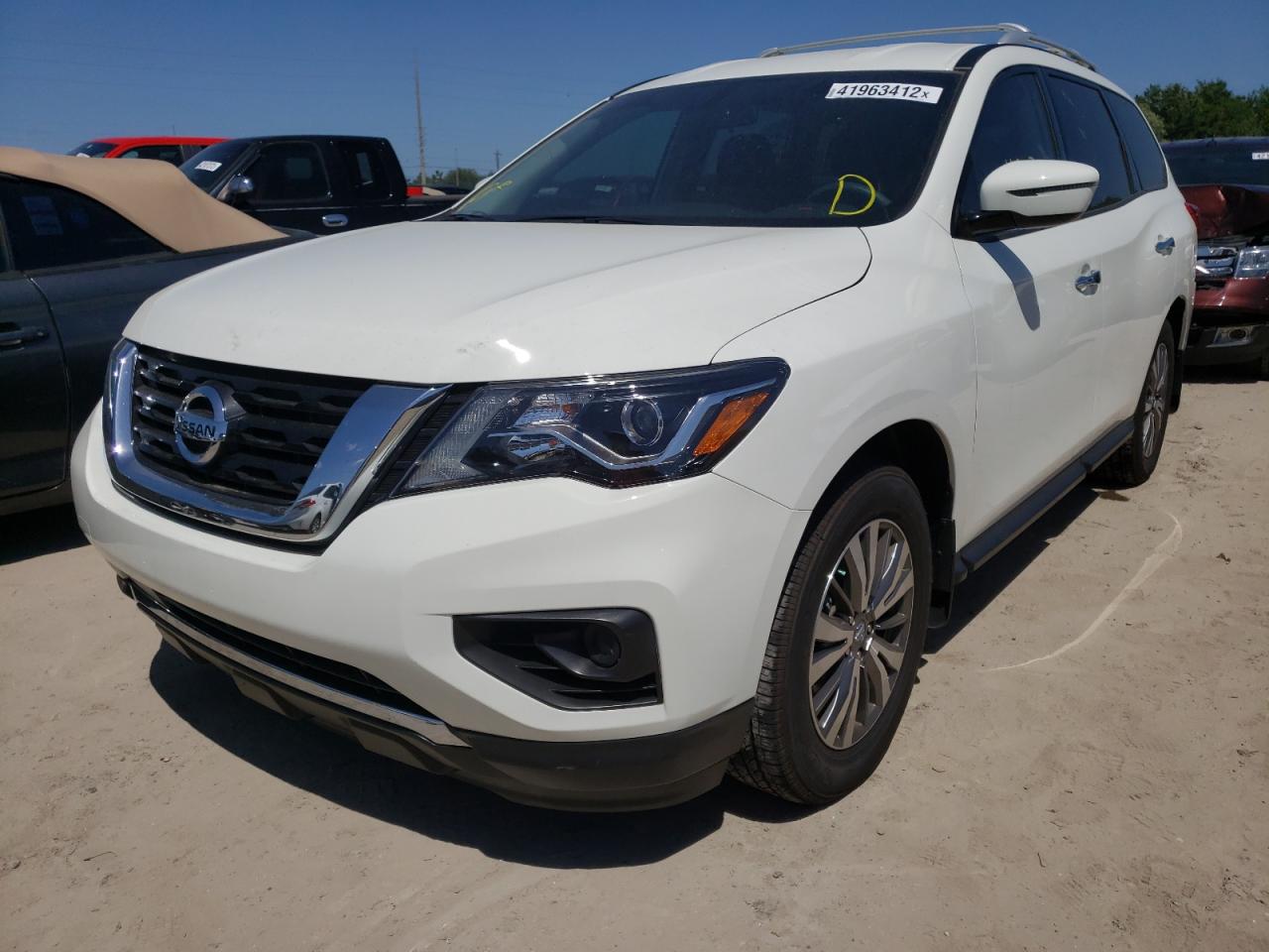 Photo 2 from auction – 2020 NISSAN PATHFINDER with VIN 5N1DR2AN2LC577107