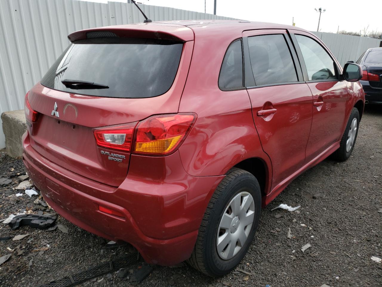 Photo 4 from auction – 2011 MITSUBISHI OUTLANDER with VIN JA4AP3AU7BZ000962