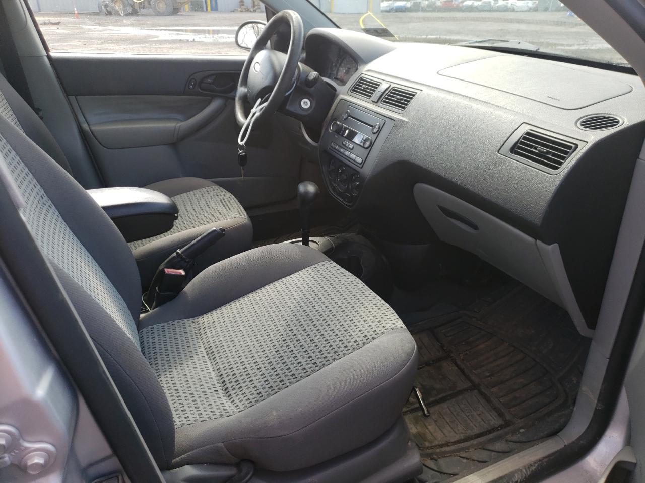 Photo 5 from auction – 2007 FORD FOCUS ZX4 with VIN 1FAFP34N67W330168