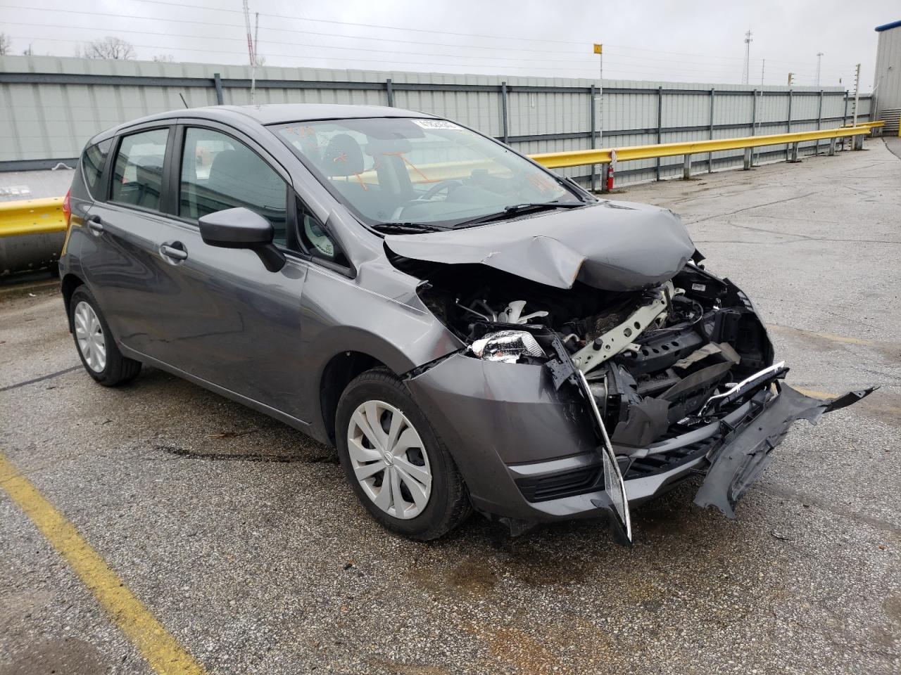 NISSAN VERSA NOTE 2018 with VIN 3N1CE2CP8JL358036 - Photo from auction