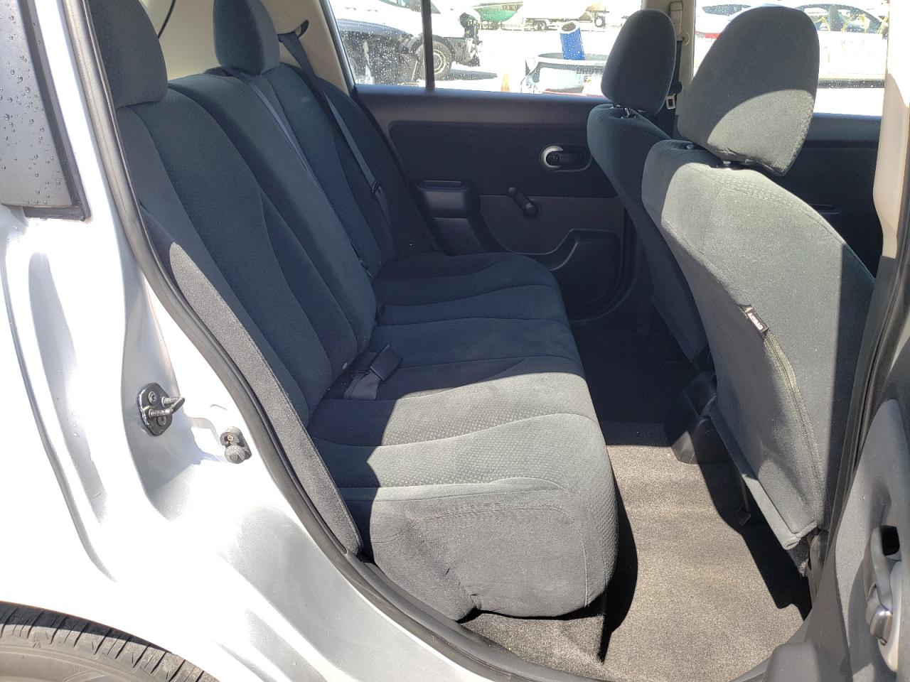 Photo 6 from auction – 2011 NISSAN VERSA S with VIN 3N1BC1CP2BL448294