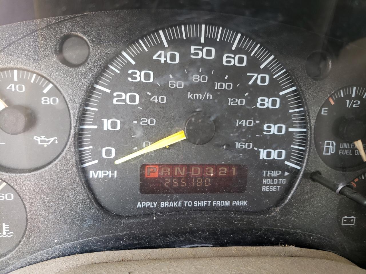 Photo 8 from auction – 1998 CHEVROLET ASTRO with VIN 1GNDM19W3WB213015