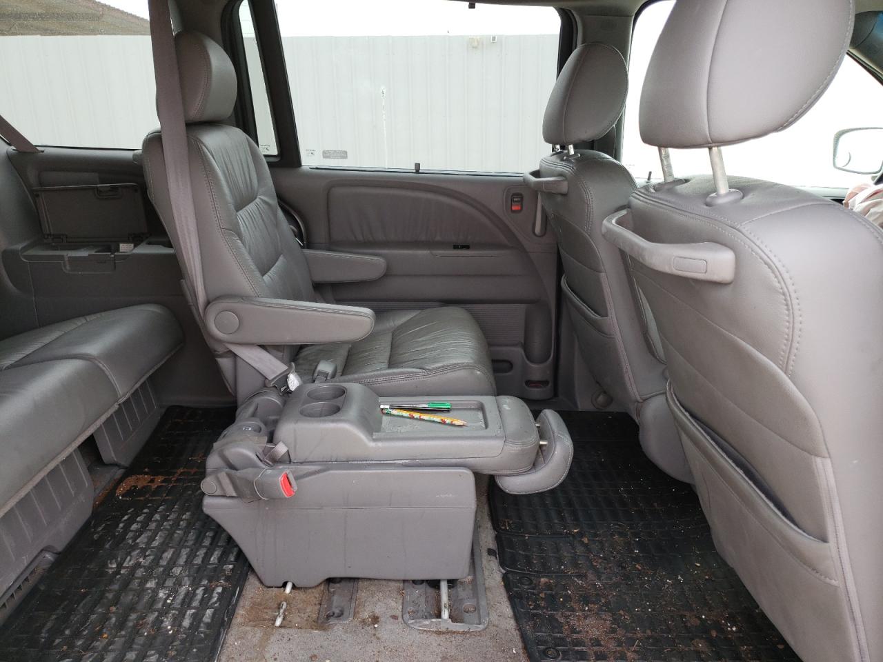 Photo 6 from auction – 2008 HONDA ODYSSEY EX with VIN 5FNRL38788B077200