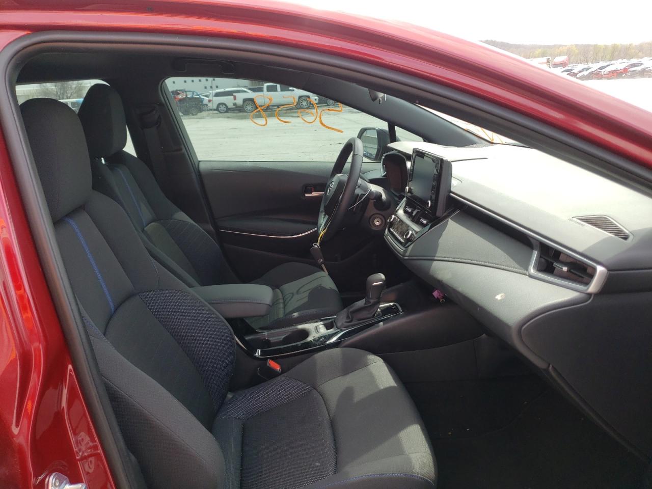 Photo 5 from auction – 2022 TOYOTA COROLLA SE with VIN 5YFS4MCE5NP100362