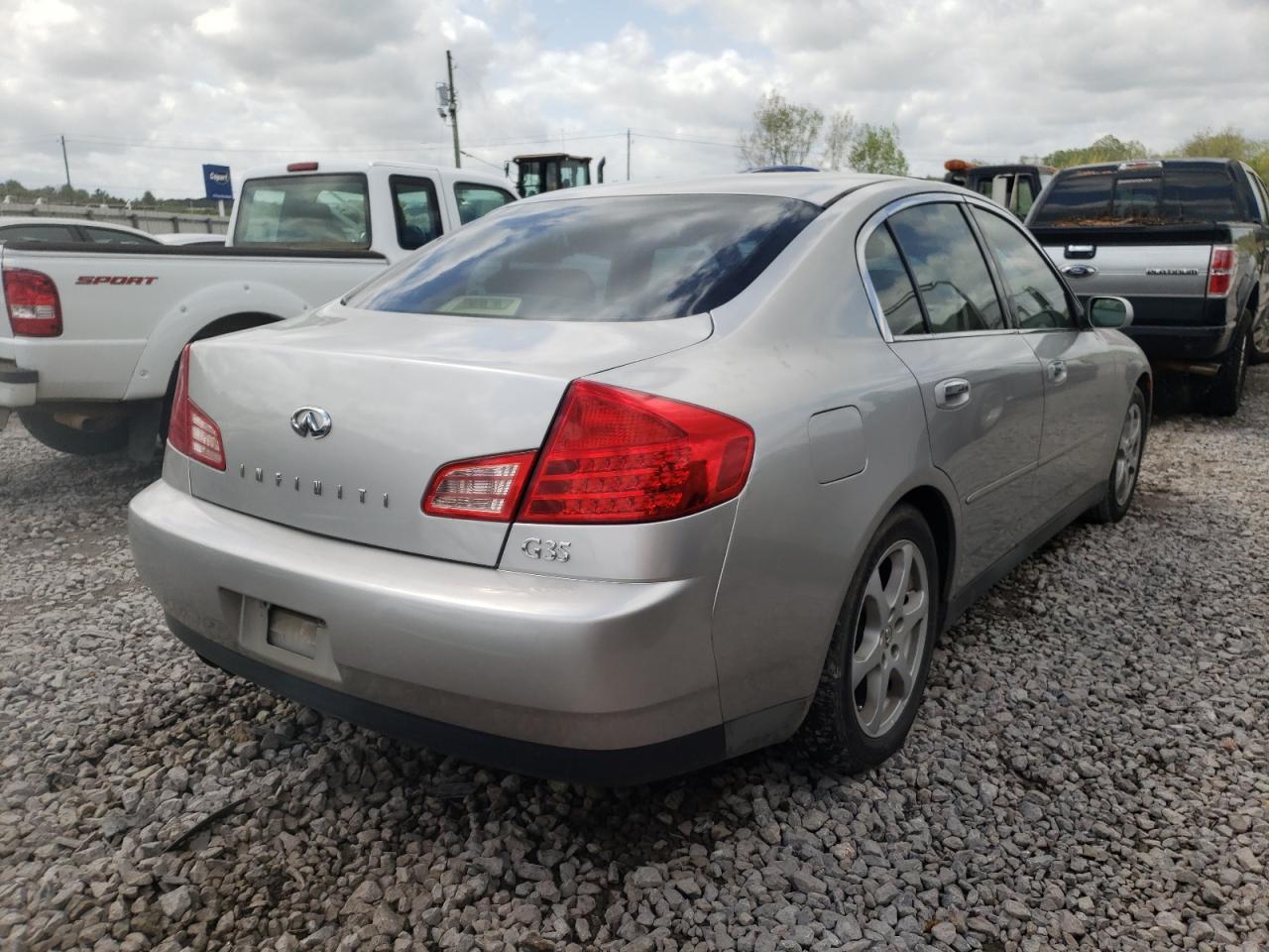 Photo 4 from auction – 2003 INFINITI G35 with VIN JNKCV51E03M313776