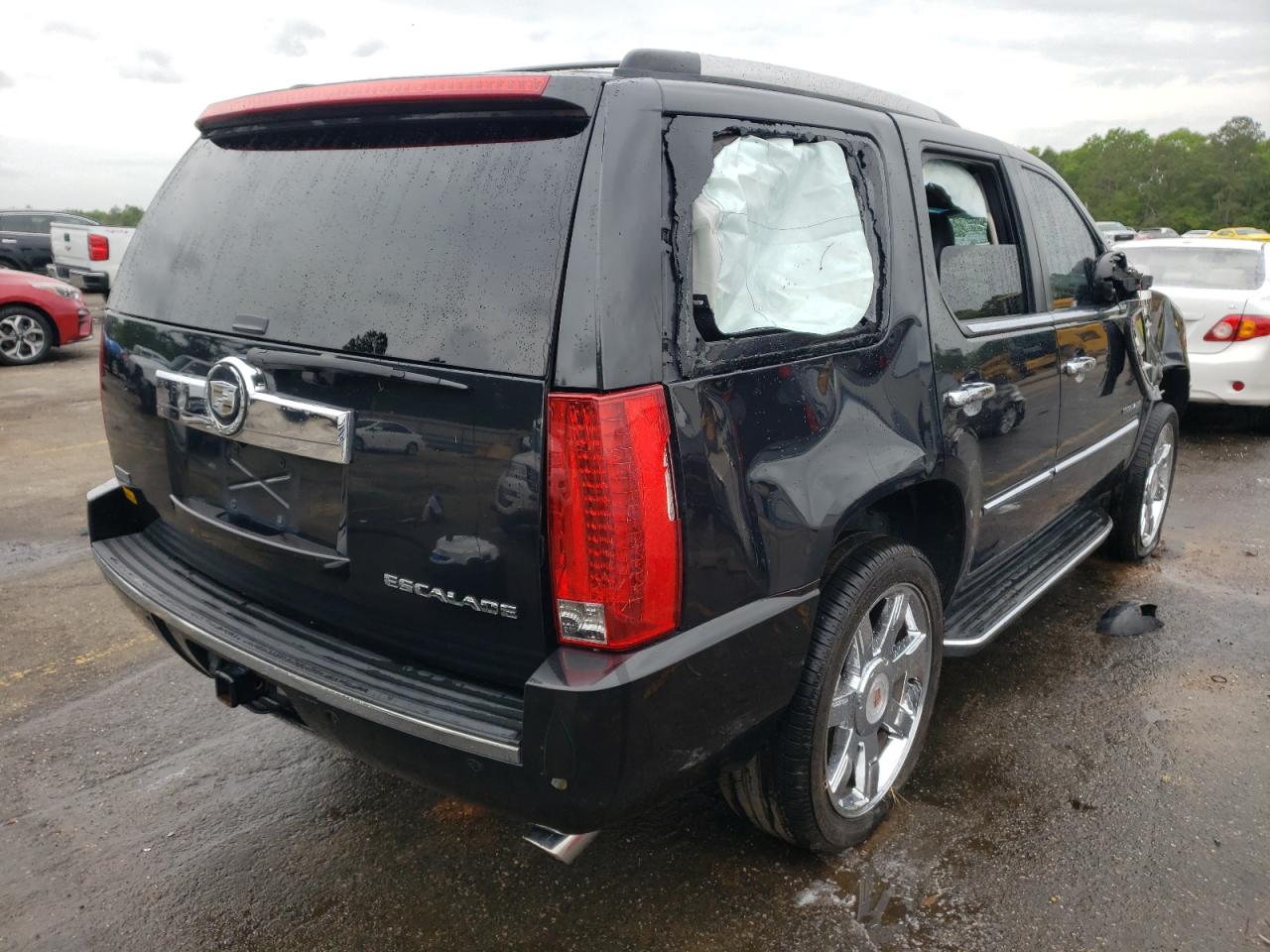 Photo 4 from auction – 2012 CADILLAC ESCALADE L with VIN 1GYS3BEF4CR142371