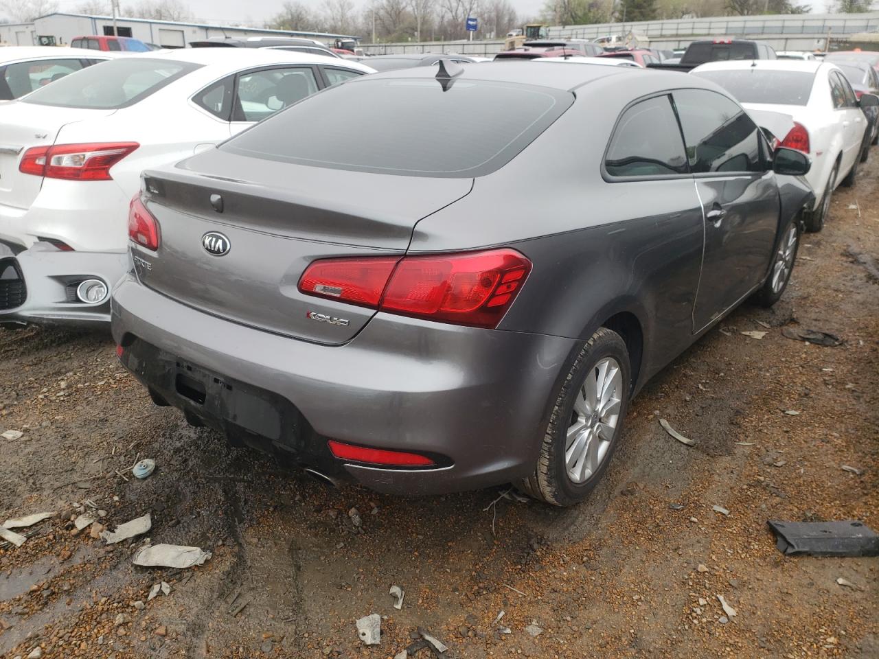 Photo 4 from auction – 2014 KIA FORTE EX with VIN KNAFX6A87E5202774