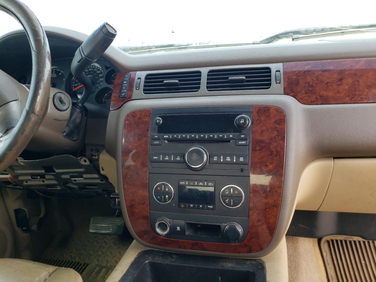 Photo 9 from auction – 2009 CHEVROLET SILVERADO with VIN 3GCEC33J89G155147