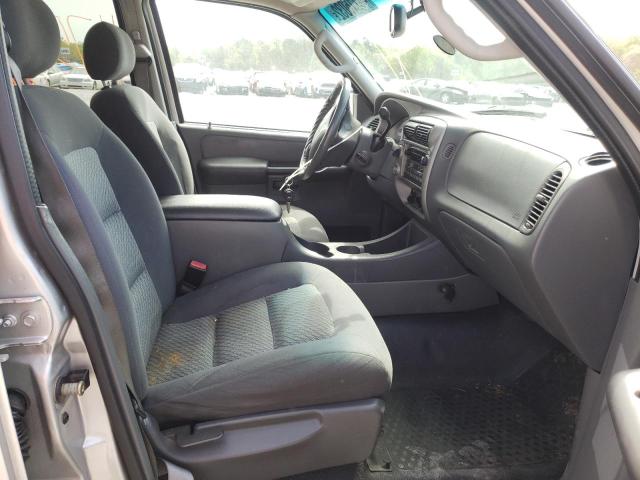 Photo 5 from auction – 2004 FORD EXPLORER S with VIN 1FMZU77K34UA09670